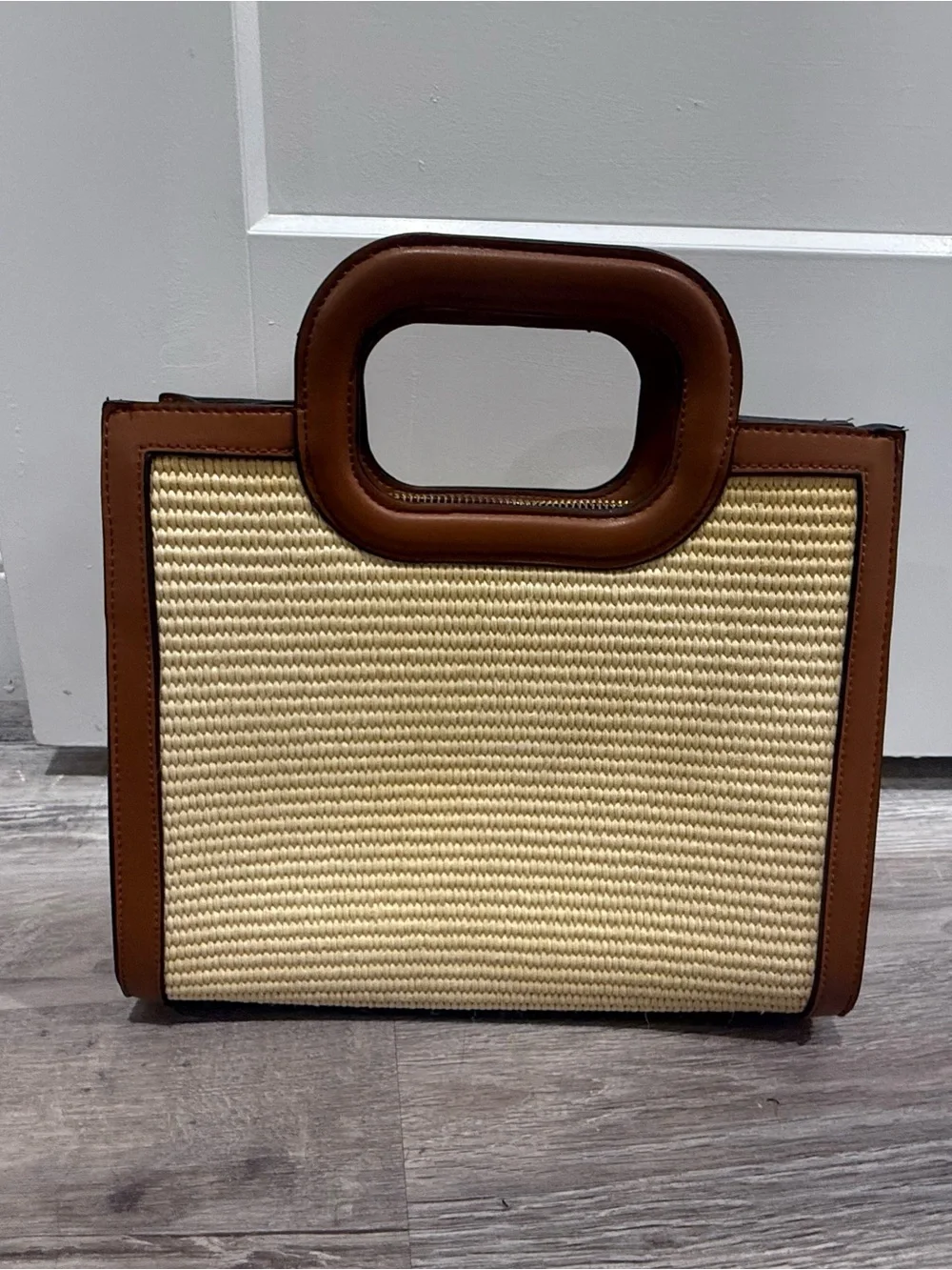 Jen and Co Woven Square Cutout Handle Purse Straw Tote with Brown Trim Crossbody